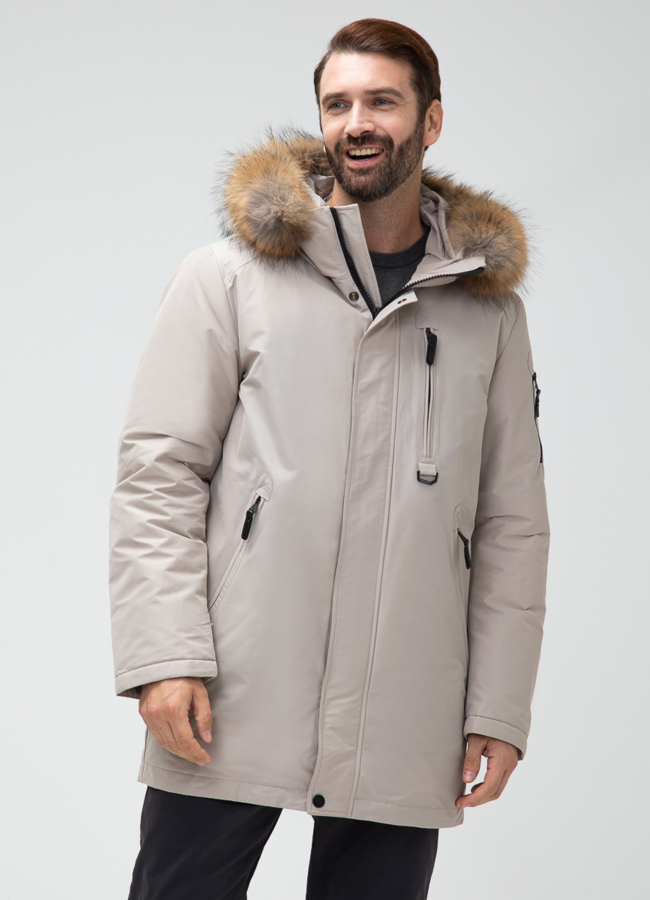 Мужской пуховик с капюшоном из меха енота модель № 27999 меха малина