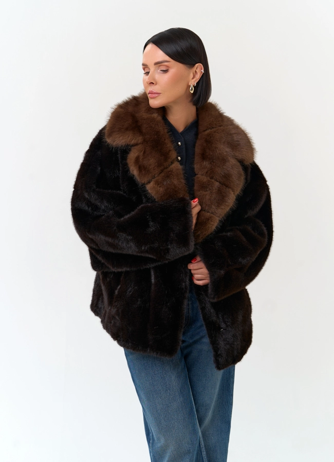 Женская куртка из эко меха с английским воротником модель № 34112 в рассрочку