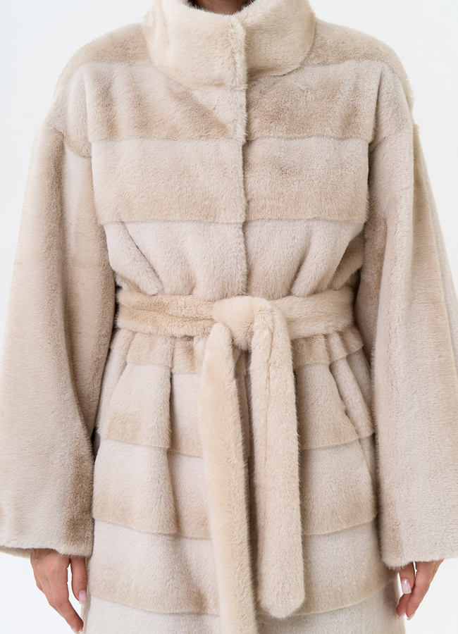 Женское пальто из эко меха с воротником стойкой модель № 31235 универмаг малина