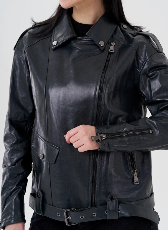 Женская куртка-косуха из натуральной кожи