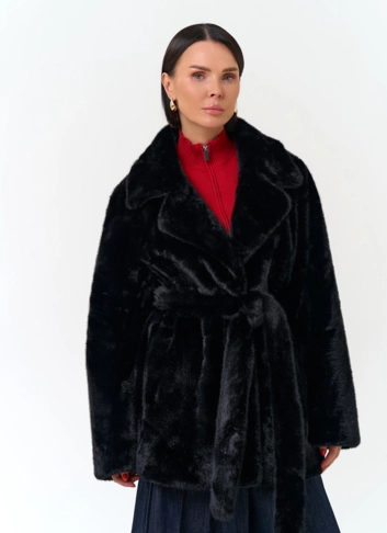 Женское пальто из эко меха