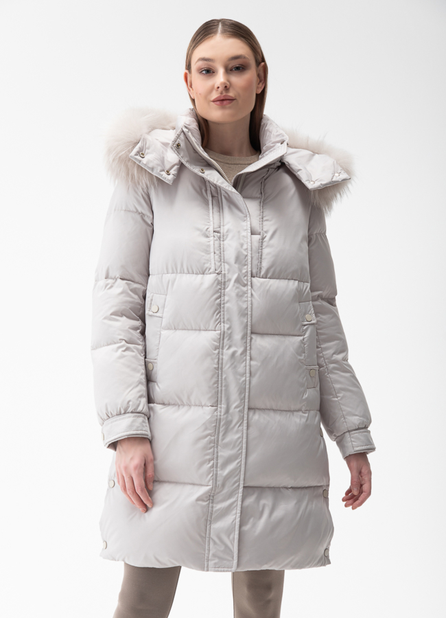 Женский пуховик с капюшоном из енота модель № 28880 в кредит