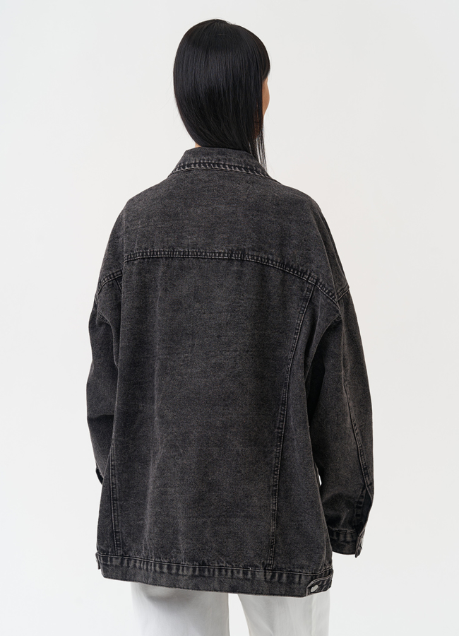 фото Женская джинсовая куртка серого цвета модель № 30404