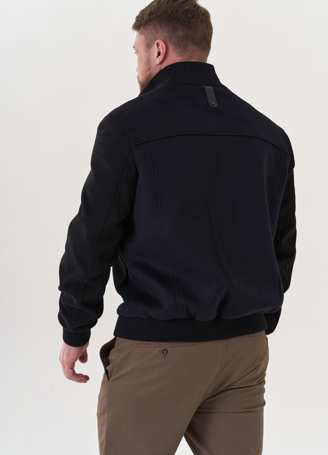 Мужская куртка 