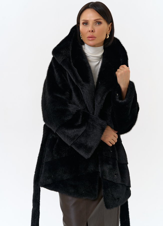 Женская шуба из эко меха с капюшоном модель № 32054 универмаг малина