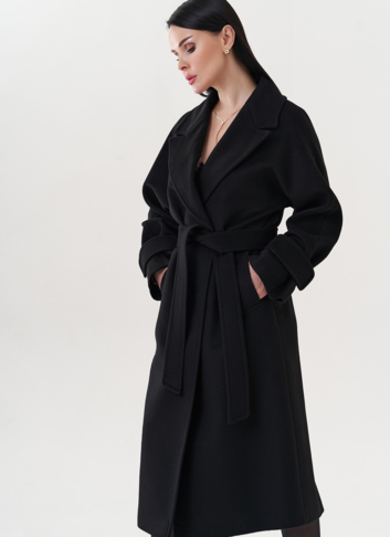 Пальто с английским воротником