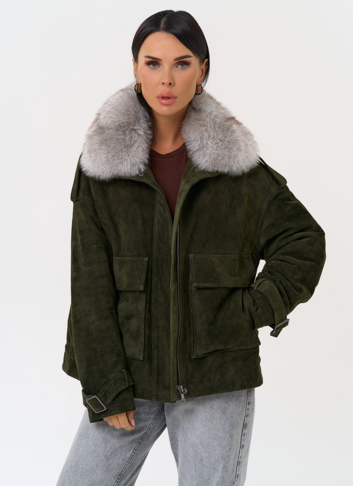 Короткий пуховик из натуральной замши