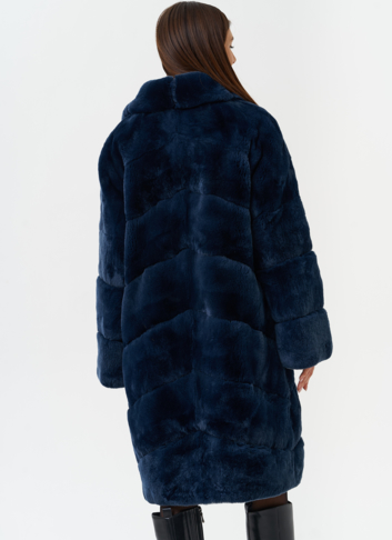 Шуба из меха кролика с английским воротником