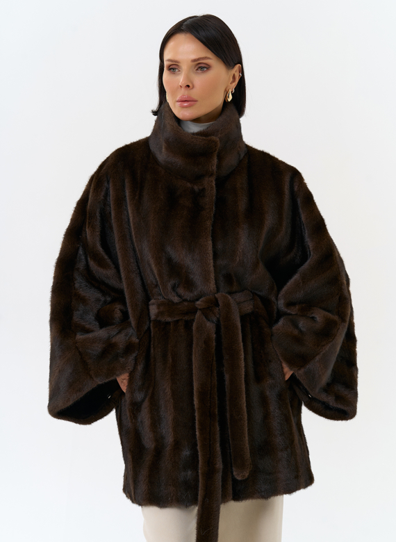 Женская шуба из эко меха с воротником стойкой