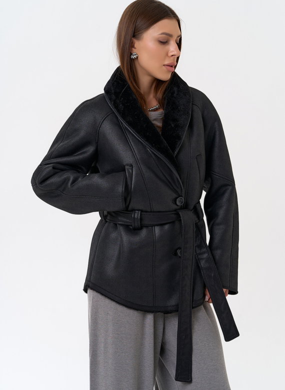 Женская дубленка из эко замши в стиле ретро